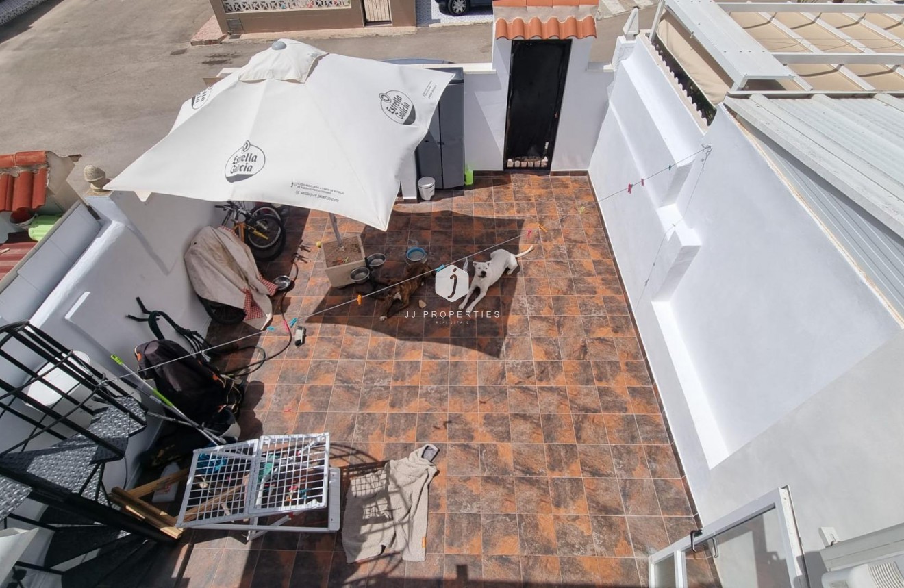 Tweedehands - Bungalow -
Torrevieja - La Siesta - El Salado - Torreta