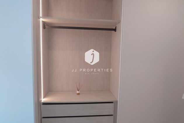 Segunda mano - Apartamento / piso -
Torrevieja - Torreblanca