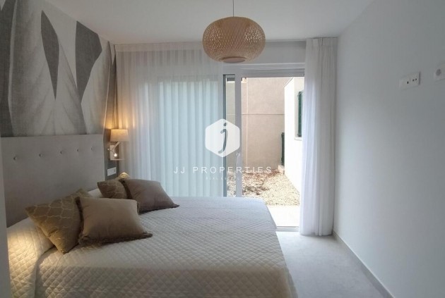 Segunda mano - Apartamento / piso -
Torrevieja - Torreblanca