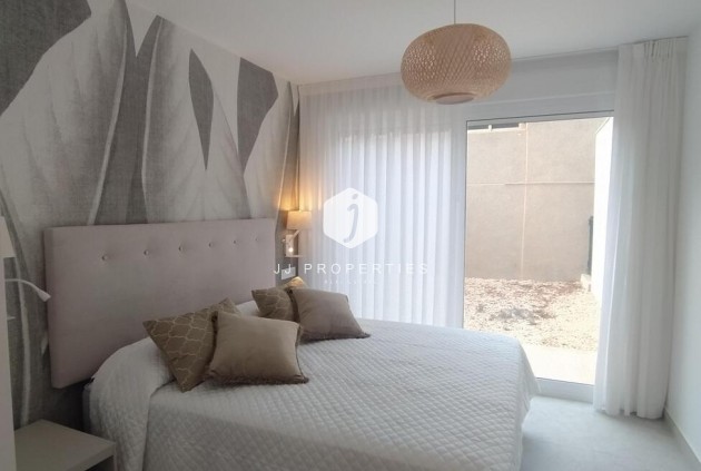 Segunda mano - Apartamento / piso -
Torrevieja - Torreblanca