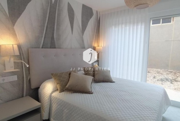 Segunda mano - Apartamento / piso -
Torrevieja - Torreblanca