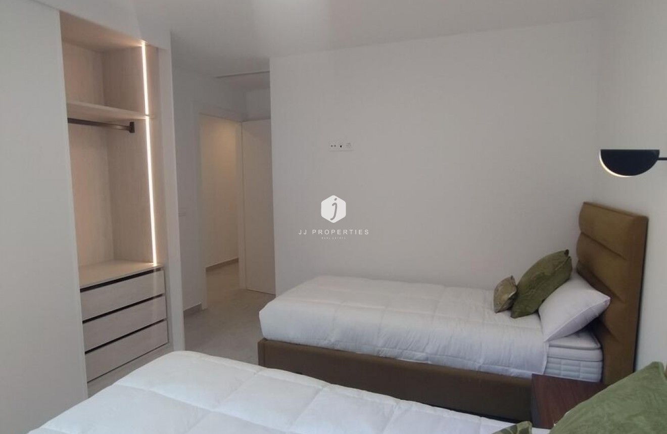 Segunda mano - Apartamento / piso -
Torrevieja - Torreblanca