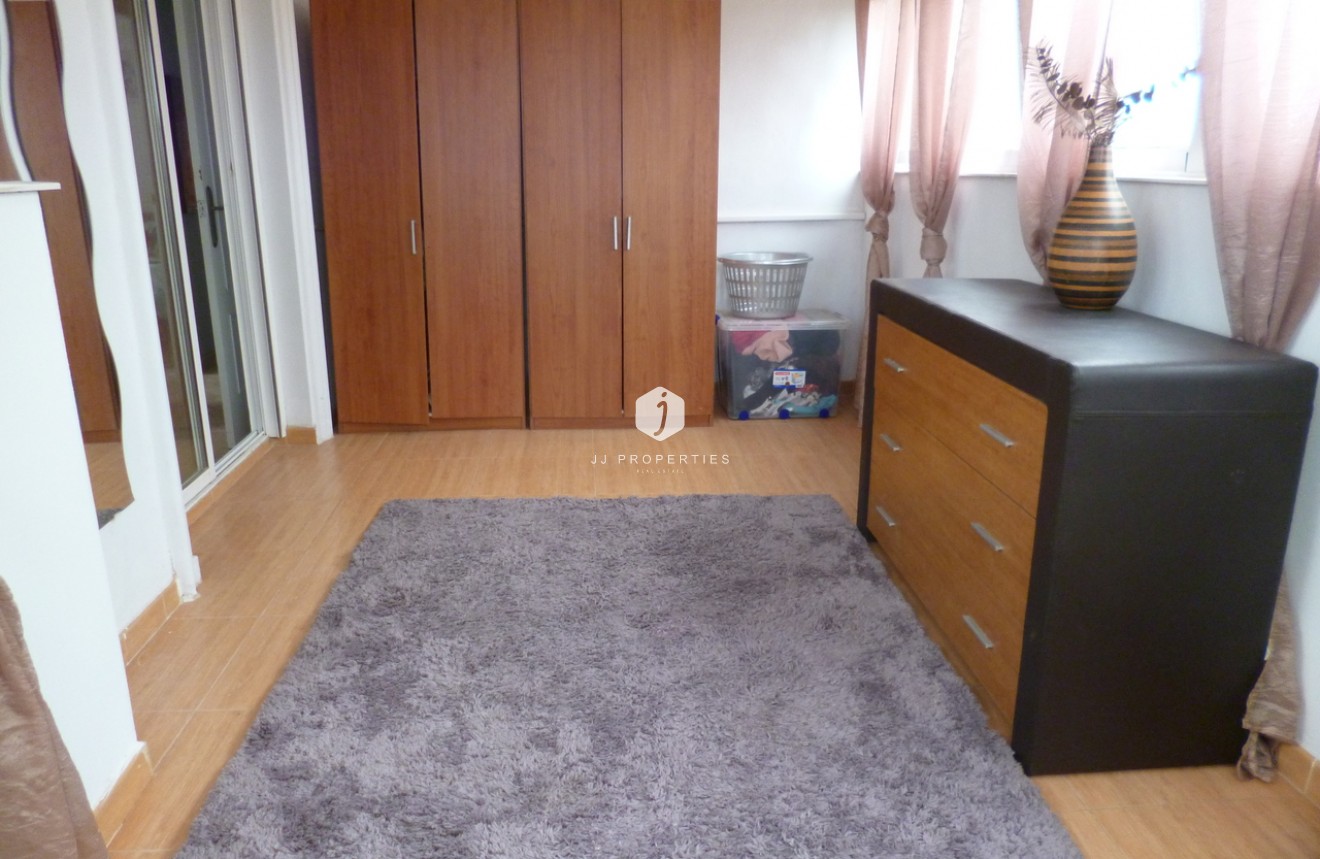 Segunda mano - Villa -
Playa Flamenca - Costa Blanca