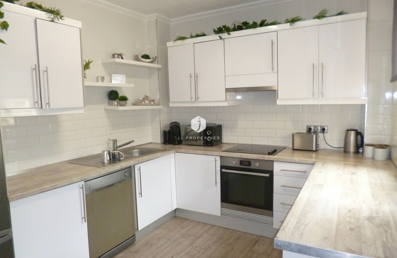 Segunda mano - Villa -
Playa Flamenca - Costa Blanca