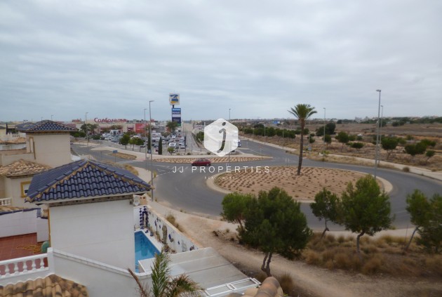 Segunda mano - Villa -
Playa Flamenca - Costa Blanca