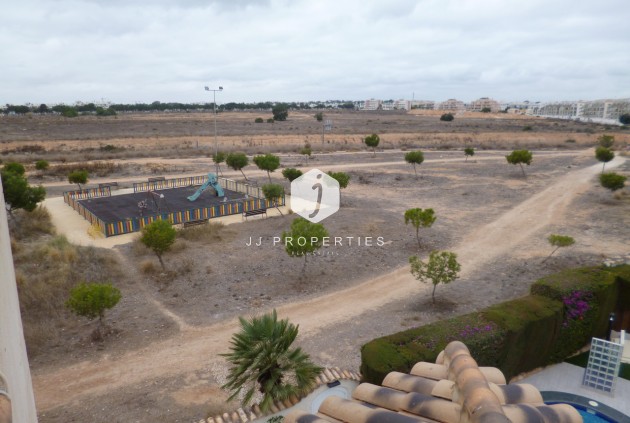 Segunda mano - Villa -
Playa Flamenca - Costa Blanca