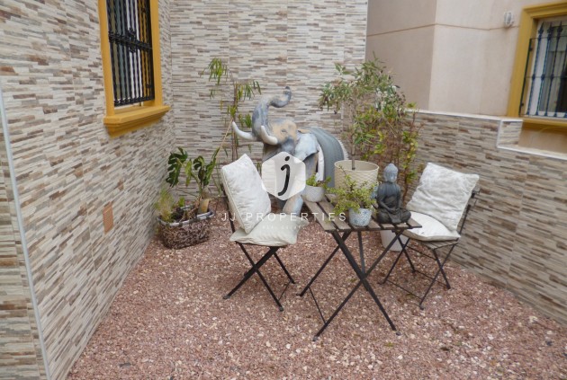 Segunda mano - Villa -
Playa Flamenca - Costa Blanca