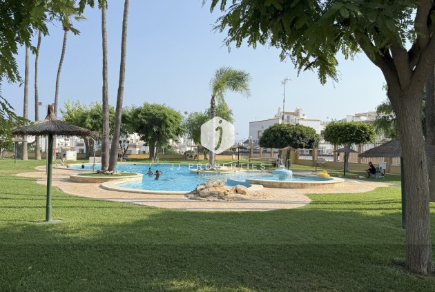 Segunda mano - Villa -
Orihuela Costa - Costa Blanca