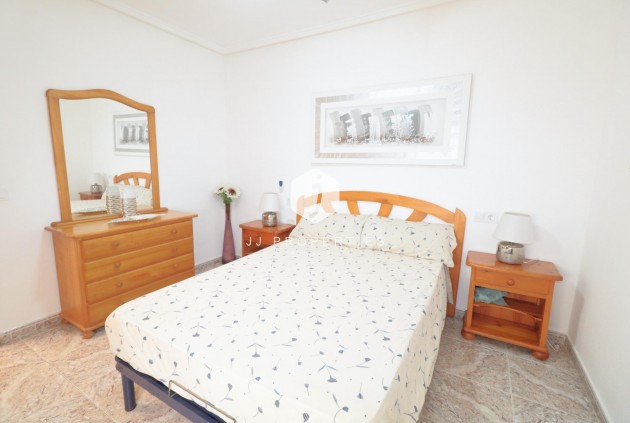 Segunda mano - Apartamento / piso -
Torrevieja - Acequion