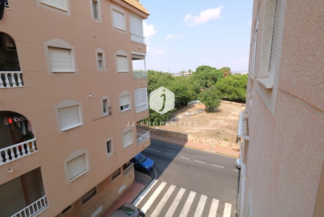 Segunda mano - Apartamento / piso -
Torrevieja - Acequion