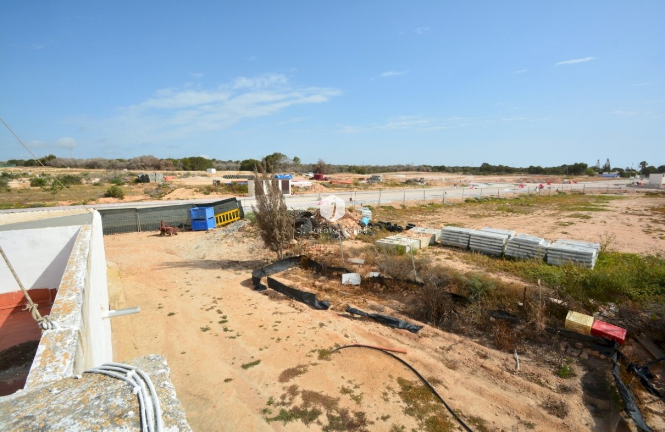 D'occasion - Villa -
Guardamar del Segura - Costa Blanca