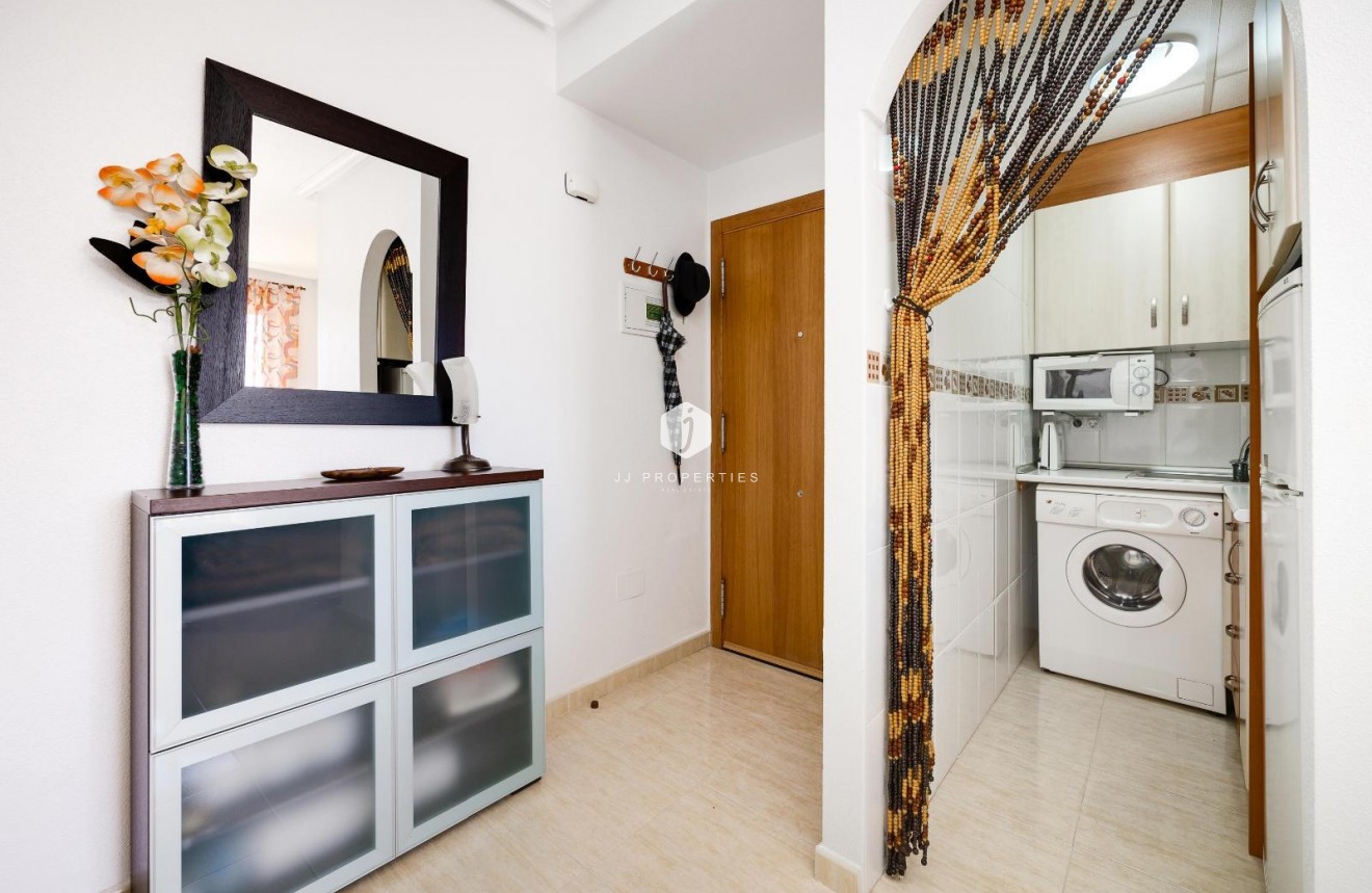 Z drugiej ręki - Daszek -
Torrevieja