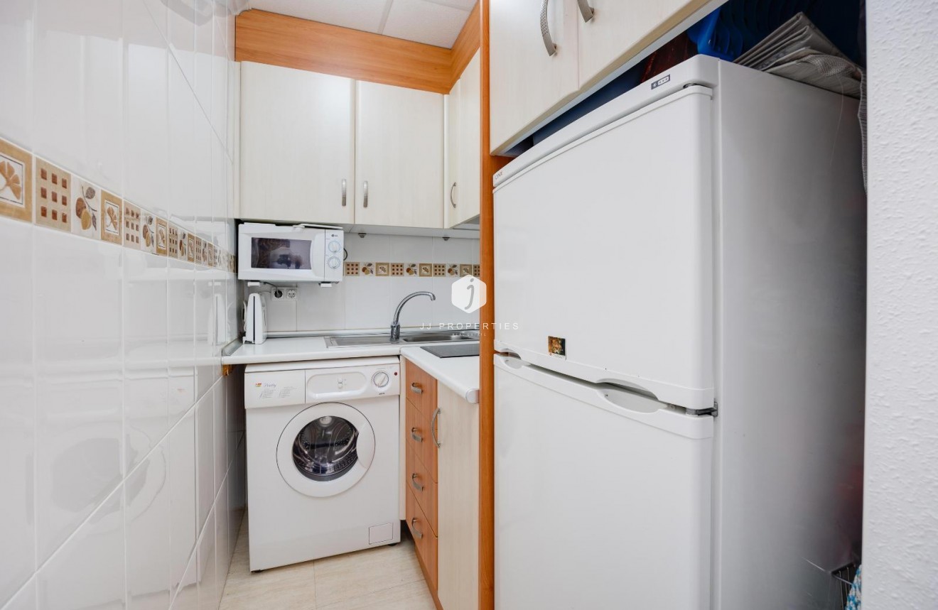 Z drugiej ręki - Daszek -
Torrevieja