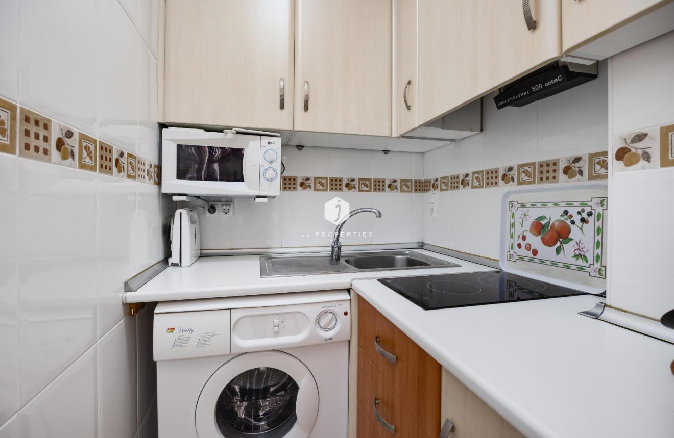 Z drugiej ręki - Daszek -
Torrevieja