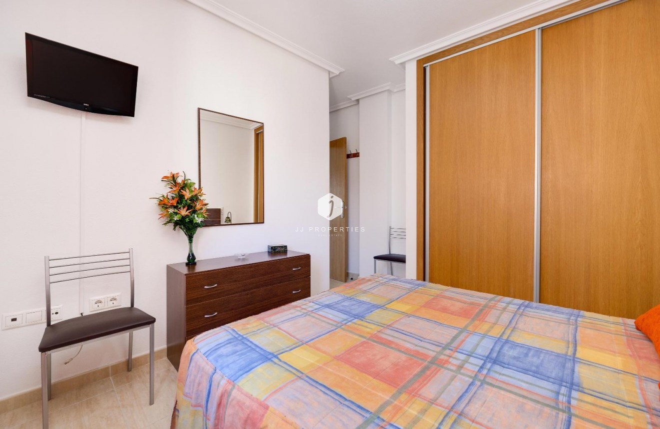 Z drugiej ręki - Daszek -
Torrevieja