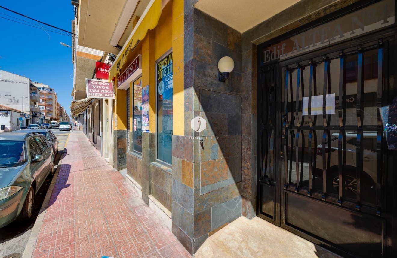 Z drugiej ręki - Daszek -
Torrevieja