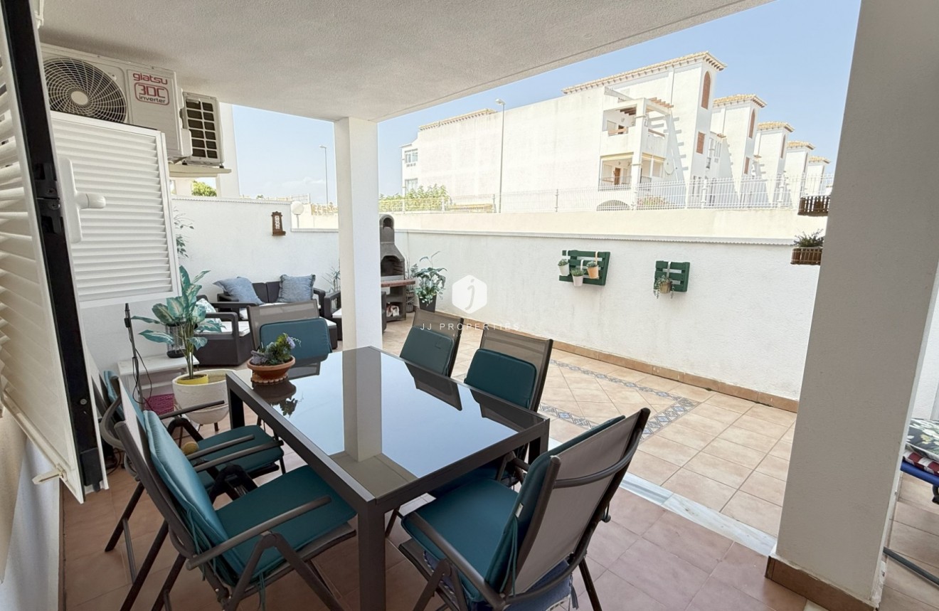 Segunda mano - Apartamento / piso -
Orihuela Costa - Costa Blanca