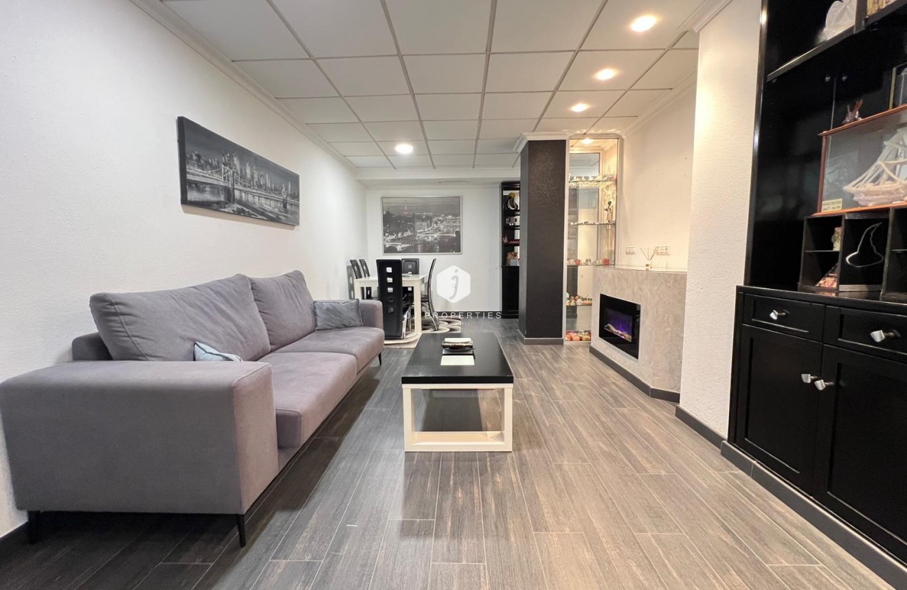 Segunda mano - Apartamento / piso -
Torrevieja - Playa del Cura