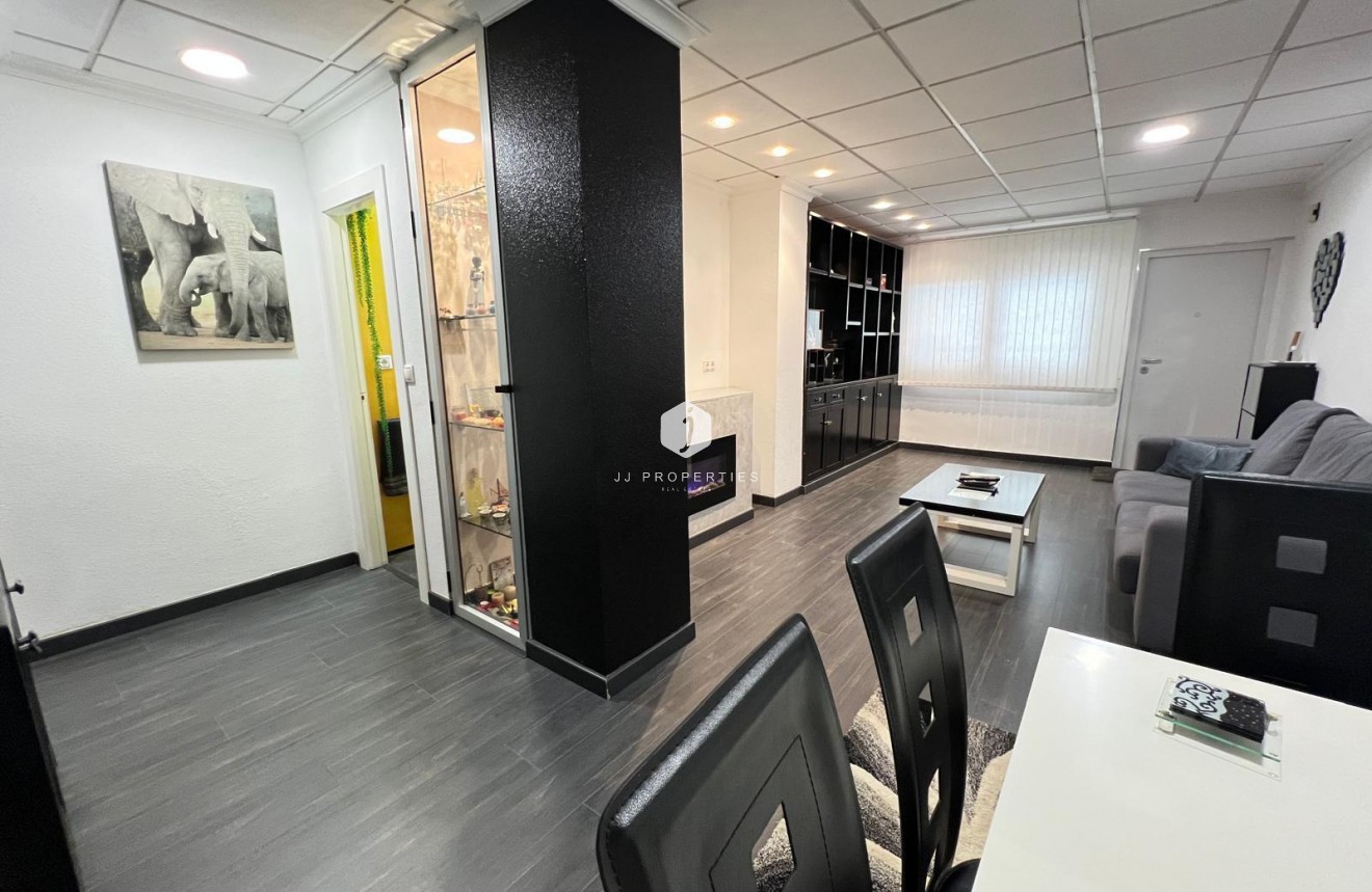 Segunda mano - Apartamento / piso -
Torrevieja - Playa del Cura