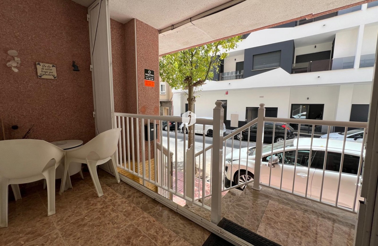 Segunda mano - Apartamento / piso -
Torrevieja - Playa del Cura