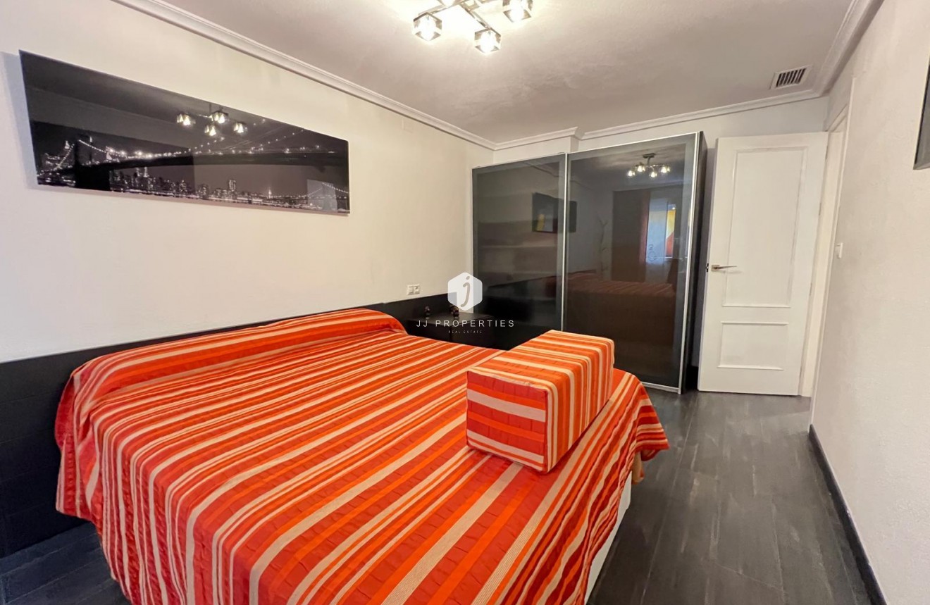 Segunda mano - Apartamento / piso -
Torrevieja - Playa del Cura