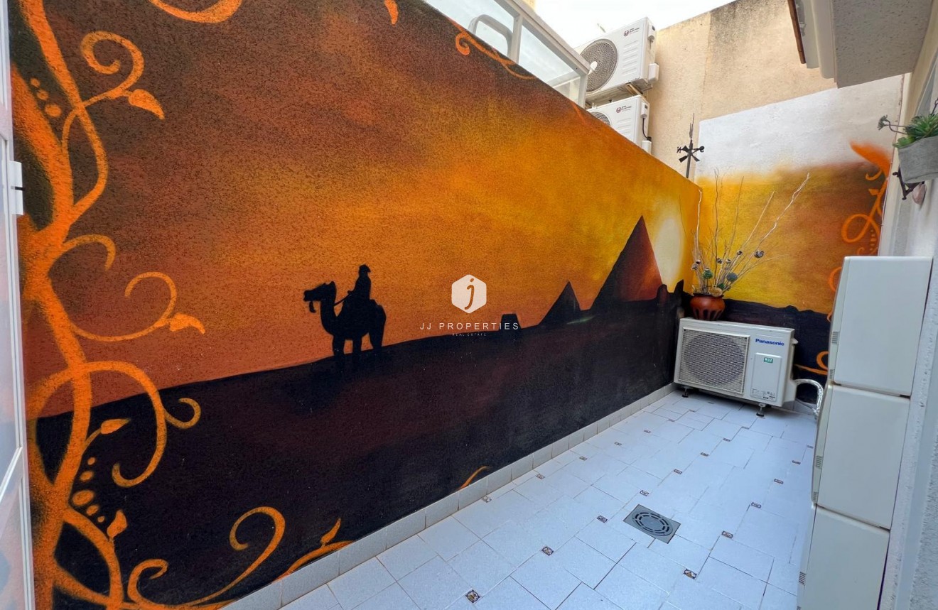 Segunda mano - Apartamento / piso -
Torrevieja - Playa del Cura