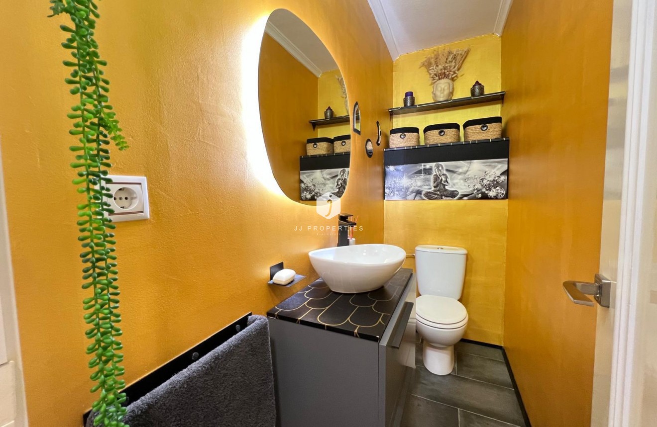 Segunda mano - Apartamento / piso -
Torrevieja - Playa del Cura