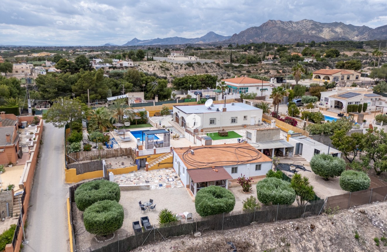 D'occasion - Propriété rurale -
Albatera - Inland