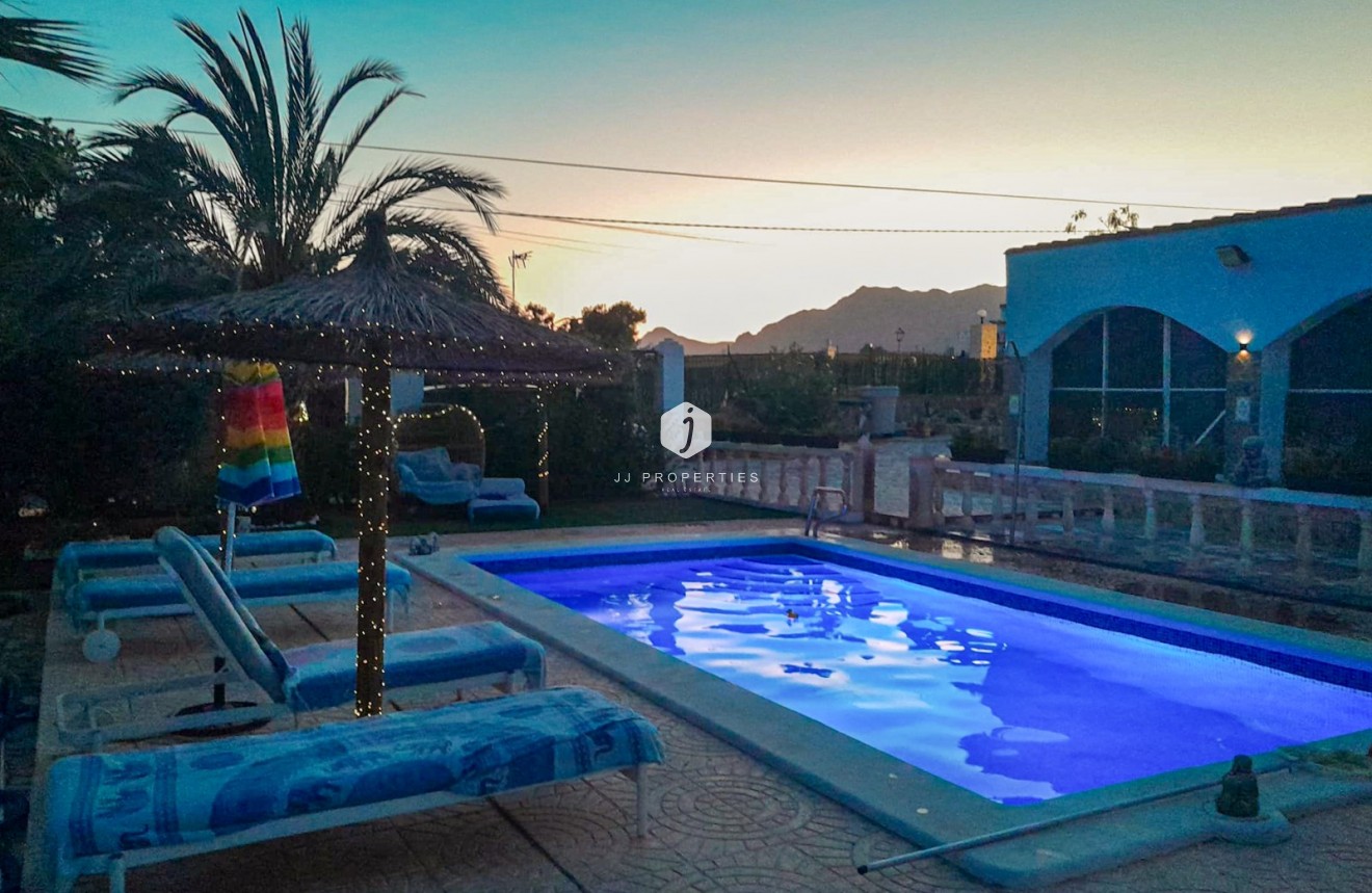 D'occasion - Propriété rurale -
Albatera - Inland