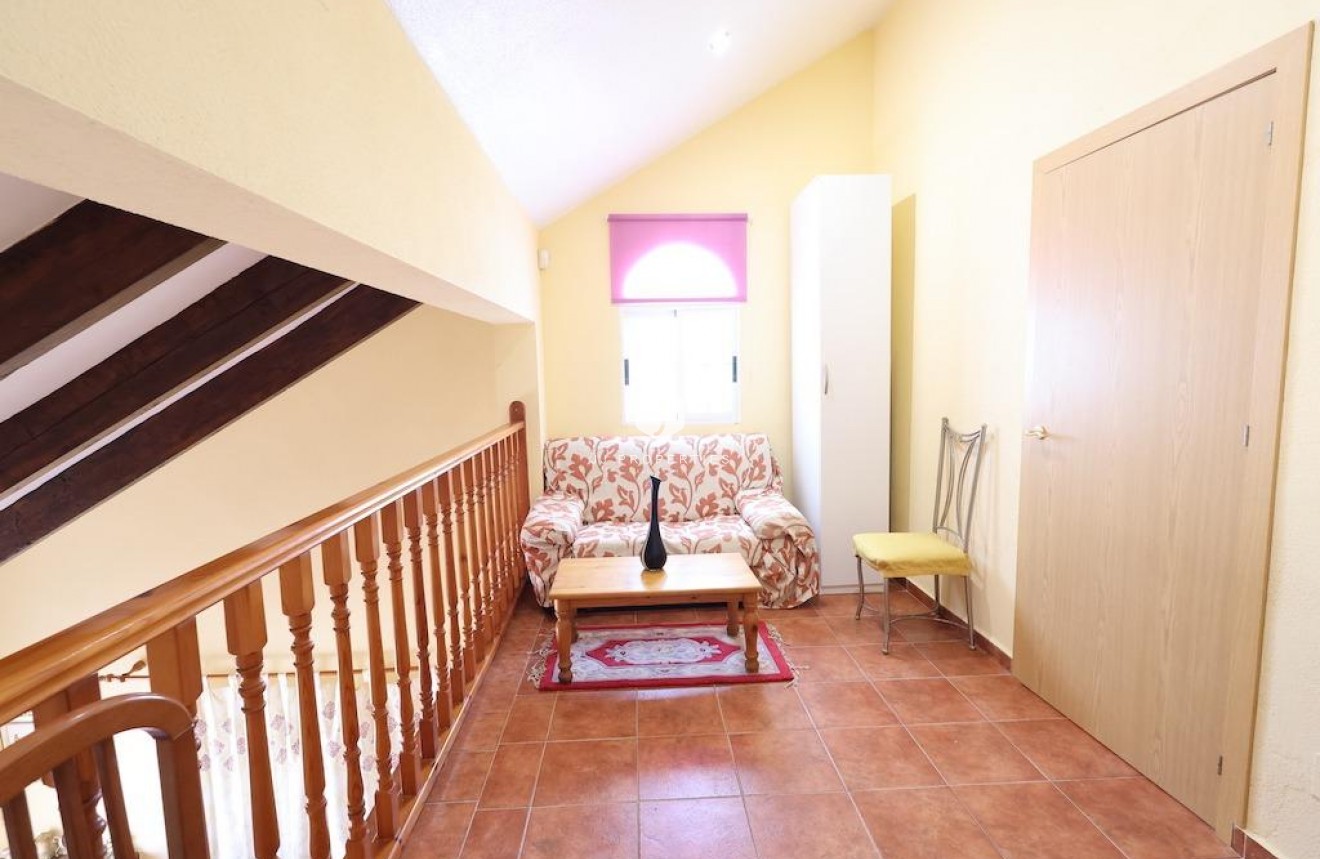 Aus zweiter Hand - Villa -
Orihuela Costa - Costa Blanca