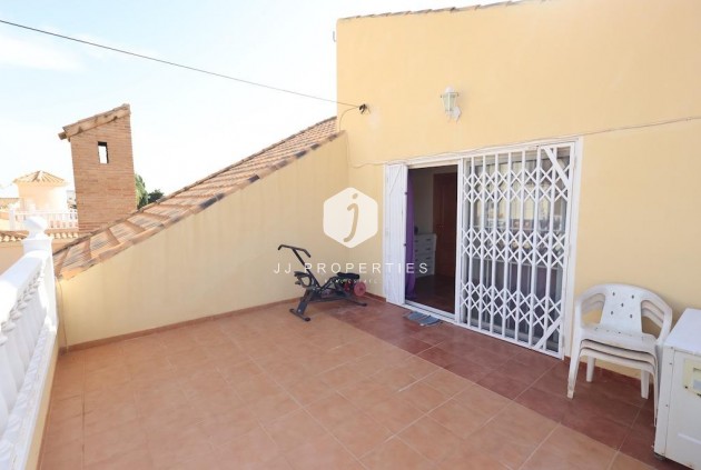 Aus zweiter Hand - Villa -
Orihuela Costa - Costa Blanca