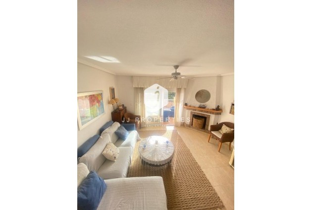 Tweedehands - duplex -
Orihuela Costa - Campoamor