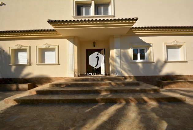 Aus zweiter Hand - Villa -
Orihuela Costa - Costa Blanca