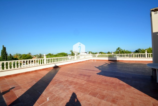 Aus zweiter Hand - Villa -
Orihuela Costa - Costa Blanca