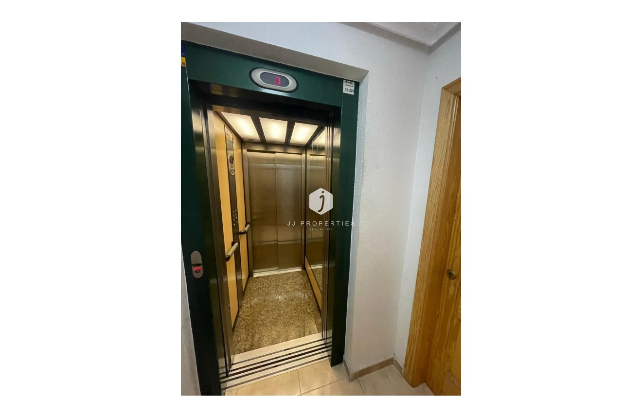 Tweedehands - Appartement / flat -
Formentera del Segura - Costa Blanca