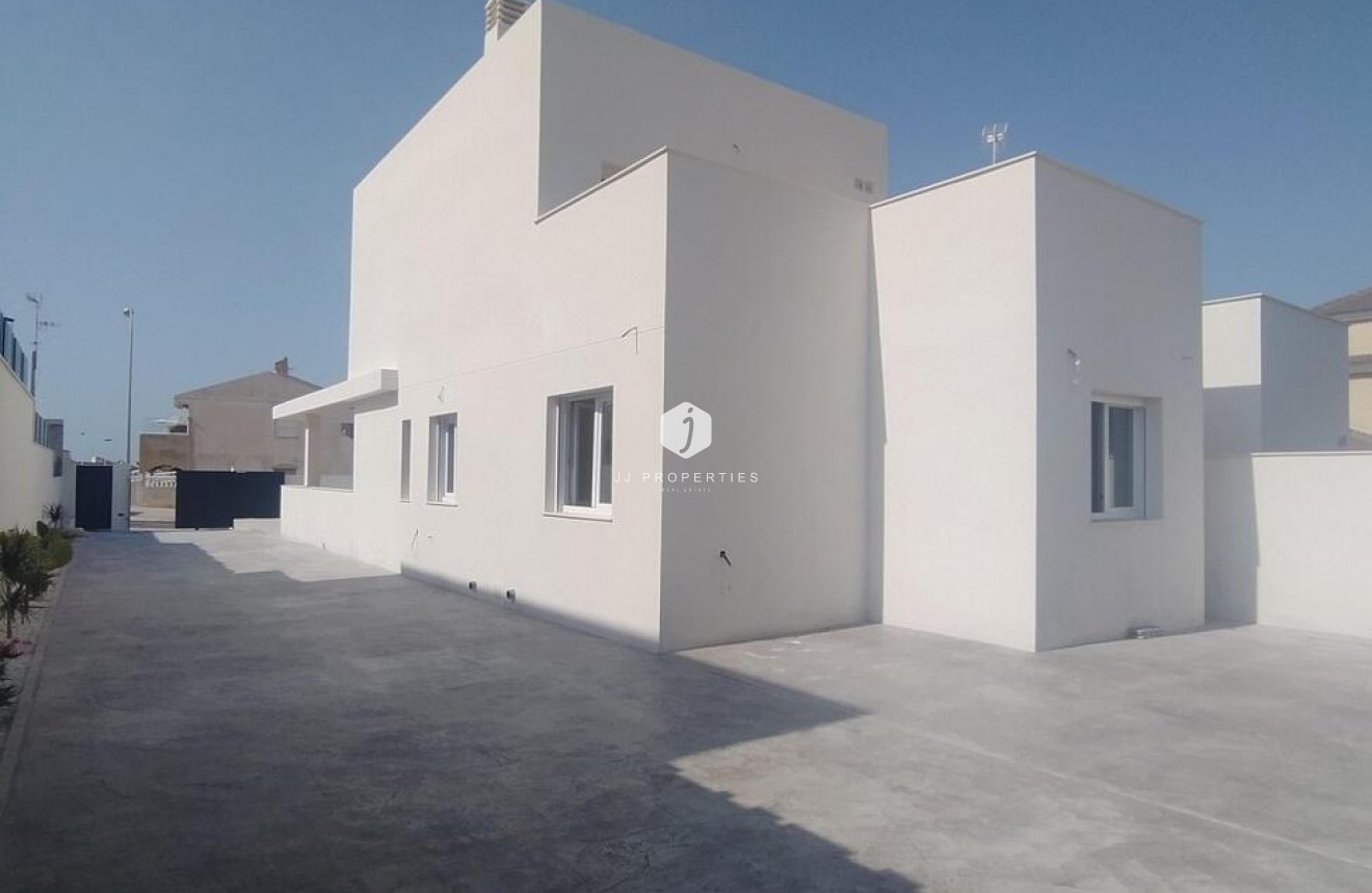 D'occasion - Villa Penthouse -
Torrevieja - aguas nuevas