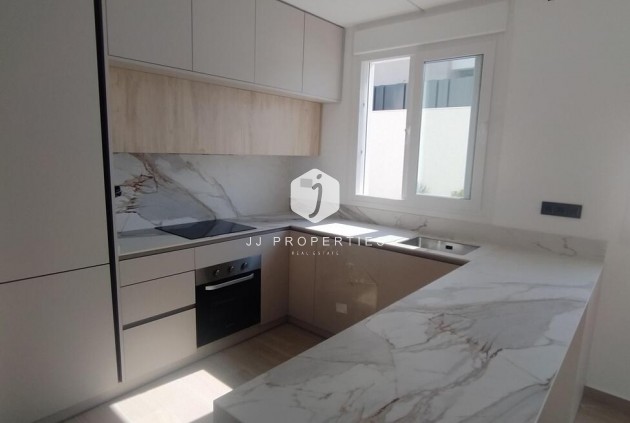 D'occasion - Villa Penthouse -
Torrevieja - aguas nuevas