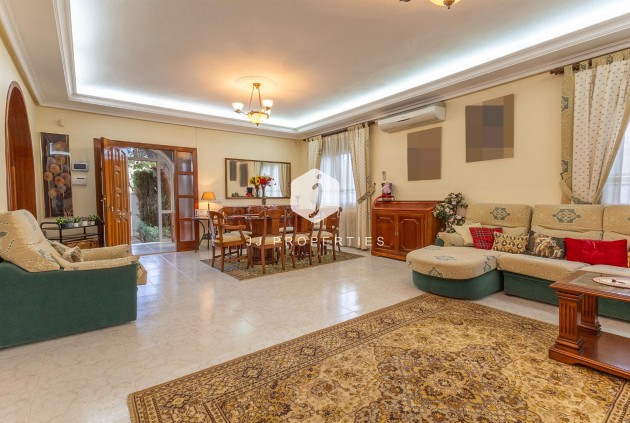 Segunda mano - Villa -
Ciudad Quesada - Ciudad Quesada - Doña Pepa