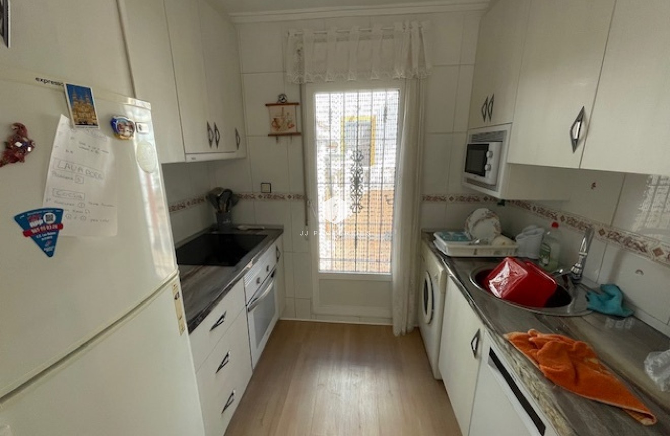 Z drugiej ręki - Szalet -
Orihuela Costa