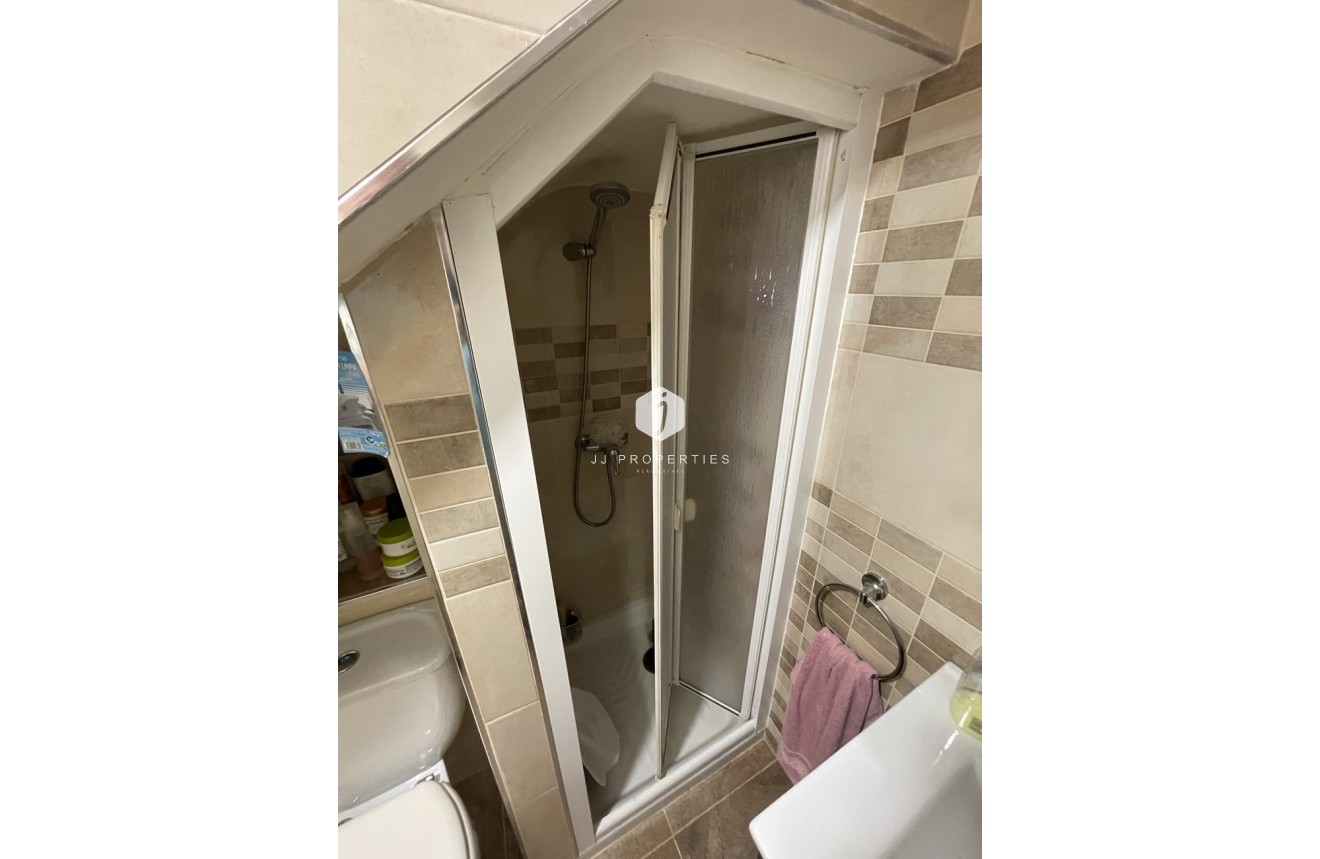 Z drugiej ręki - Szalet -
Orihuela Costa