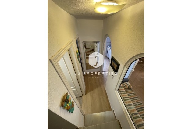 Z drugiej ręki - Szalet -
Orihuela Costa