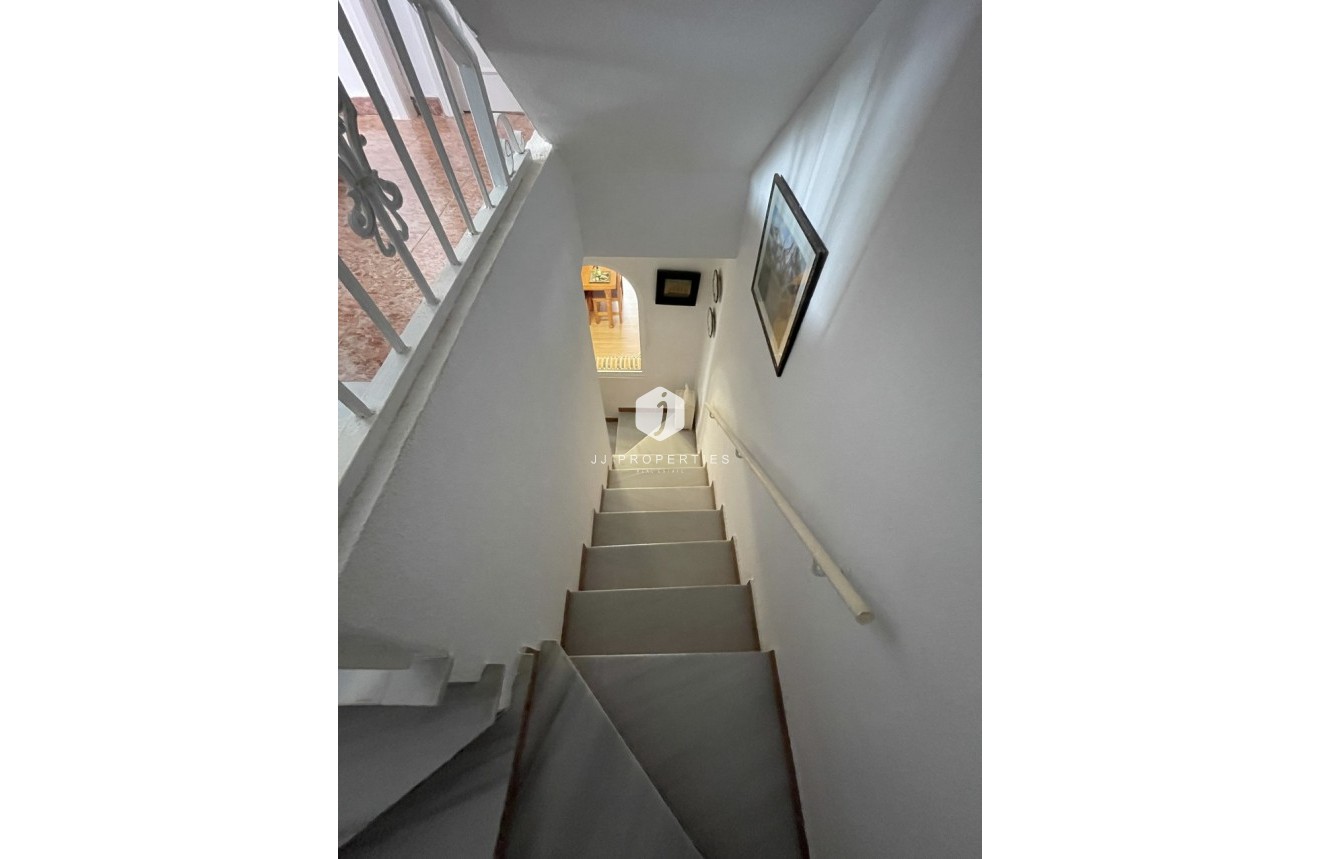 Z drugiej ręki - Szalet -
Orihuela Costa