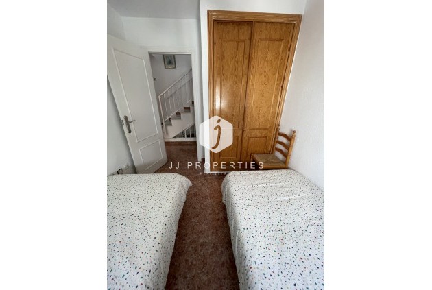 Z drugiej ręki - Szalet -
Orihuela Costa