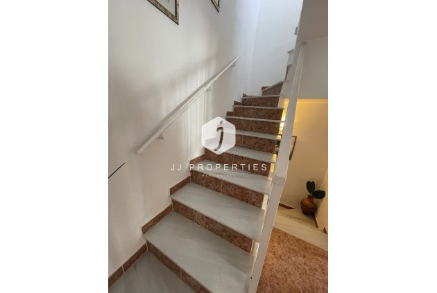 Z drugiej ręki - Szalet -
Orihuela Costa