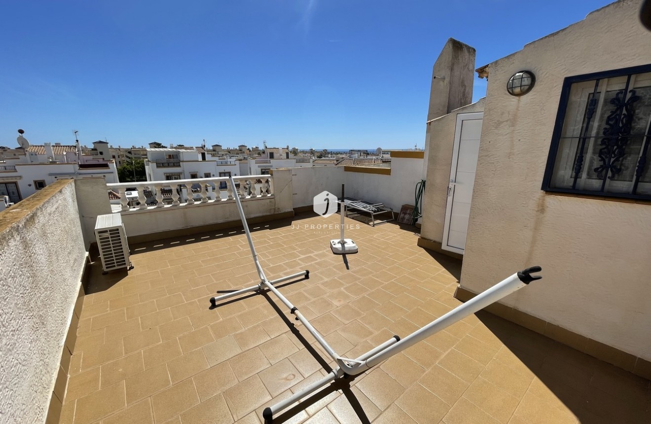 Z drugiej ręki - Szalet -
Orihuela Costa