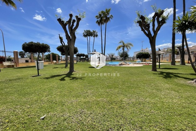 Z drugiej ręki - Szalet -
Orihuela Costa