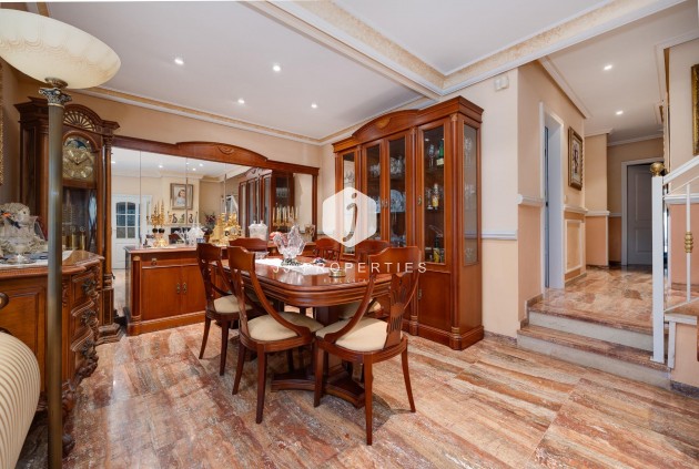 Segunda mano - Villa -
Torrevieja - aguas nuevas