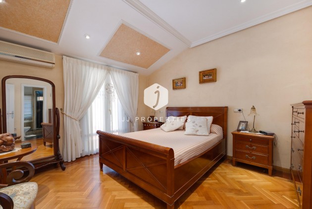 Segunda mano - Villa -
Torrevieja - aguas nuevas