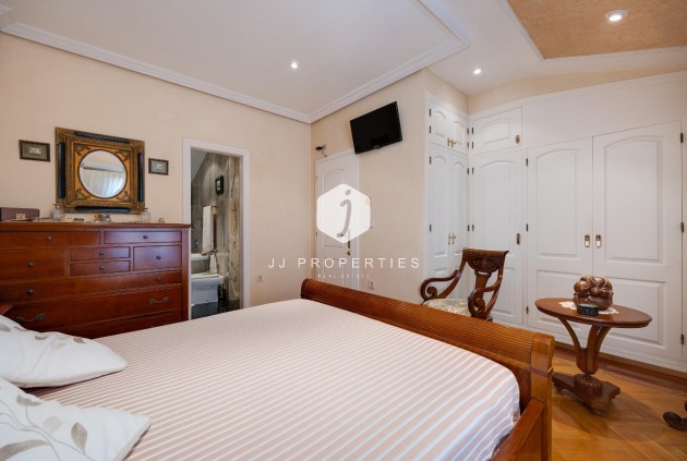 Segunda mano - Villa -
Torrevieja - aguas nuevas