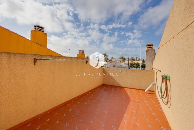 Segunda mano - Villa -
Torrevieja - aguas nuevas